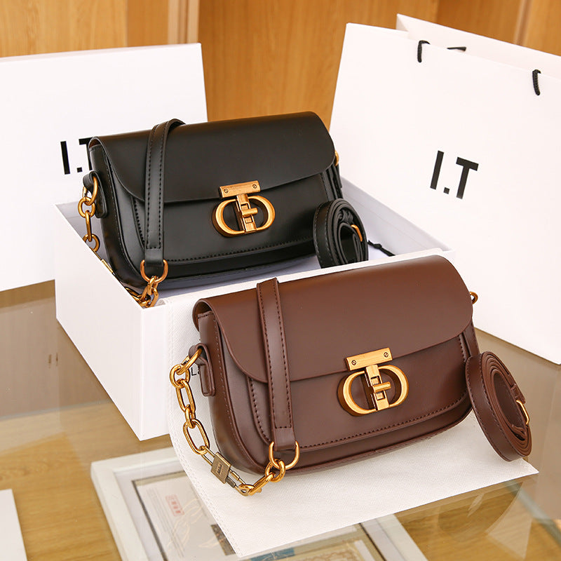 Galisse Shoulder Bag mit Goldschnalle