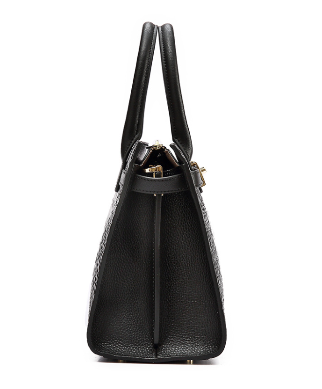 Carmine Handbag in Krokoprägung