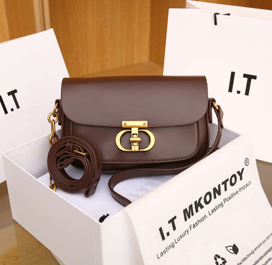 Galisse Shoulder Bag mit Goldschnalle